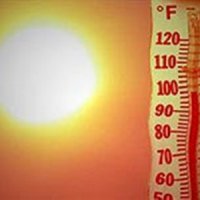 Как помочь малышу пережить летнюю жару
